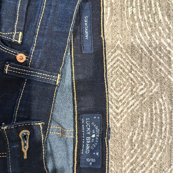 LUCKY BRAND Sofia Skinny Jeans Women's Size 10 7W12102 NWT - Picture 3 of 5